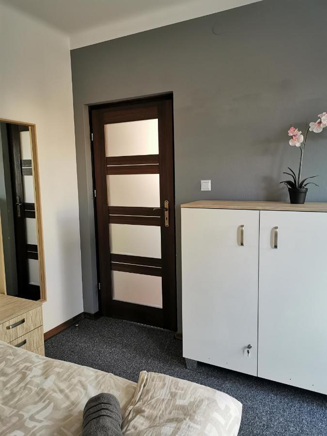 For Rest Hostel Люблин Экстерьер фото
